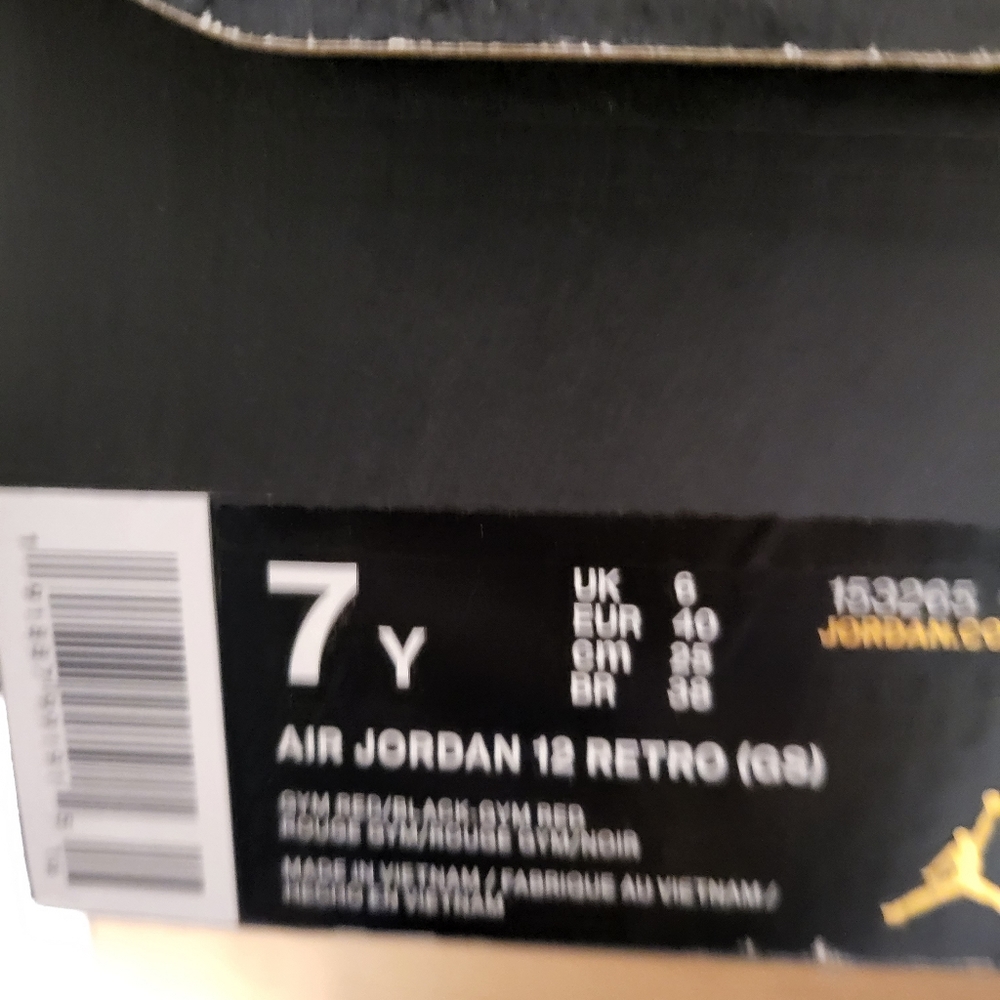 Jordan Retro 11 - Picture 2 of 4